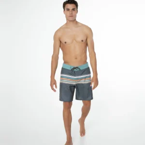 Protest Beachshort “ PRTKALFORD In Huntergreen 14