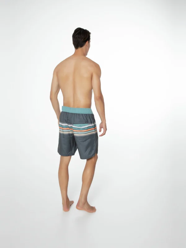 Protest Beachshort “ PRTKALFORD In Huntergreen 9