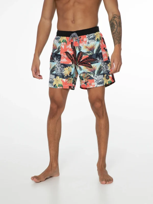 Protest Beachshort “ PRTLOCKLAN In New Coralpink 6