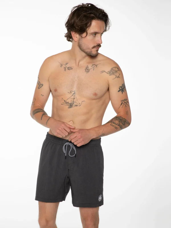 Protest Beachshorts “ DAVEY In True Black 3