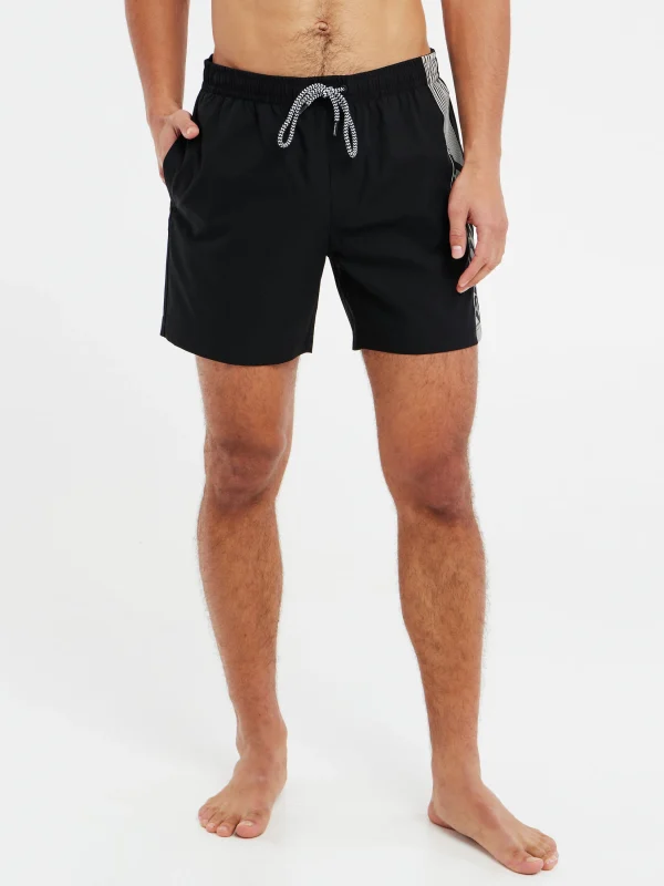 Protest Beachshorts “ PRTFAREL In True Black 3