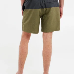 Protest Beachshorts “ PRTFORTA In True Black 11