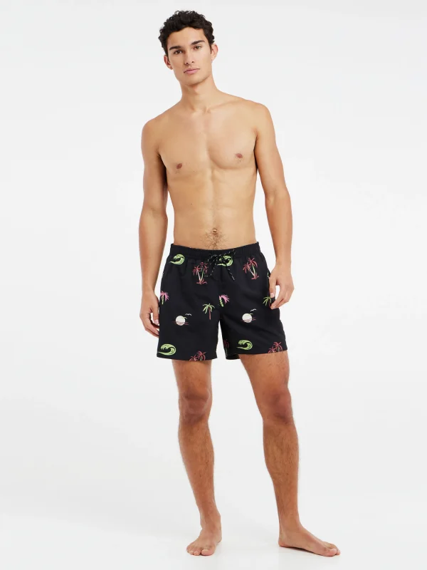 Protest Beachshorts “ PRTVUNG In True Black 4
