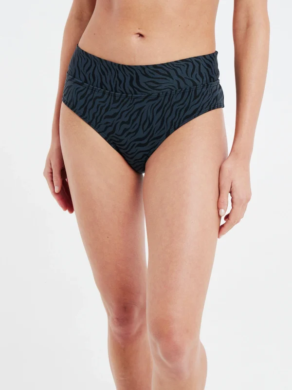 Protest Cheeky Bikini-Hose “ MIXBLINKY In True Black 3