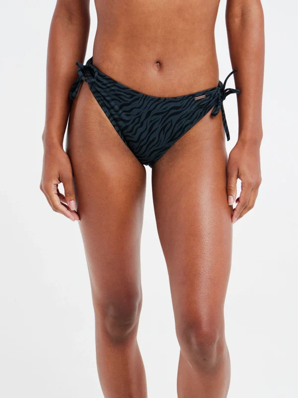 Protest Cheeky Bikini-Hose “ MIXKANDY 23 In True Black 3