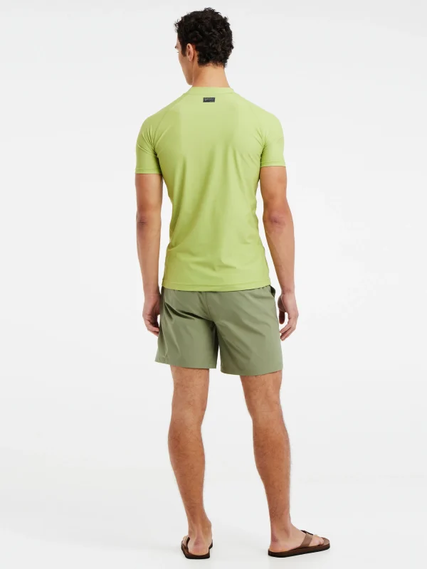 Protest Rashguard Short Sleeve “ PRTCATER In AlgaeGreen 8