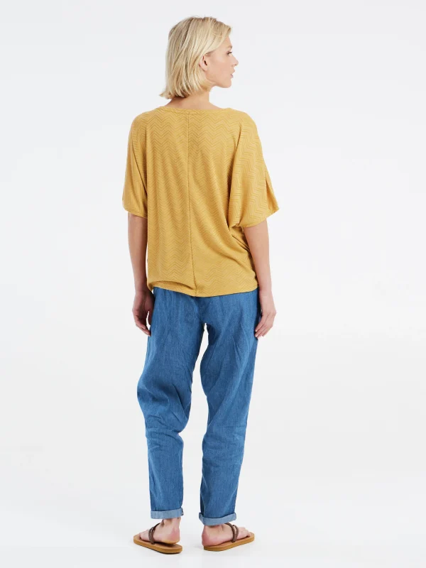 Protest T-shirt “ PRTJABA In Tumericyellow 8